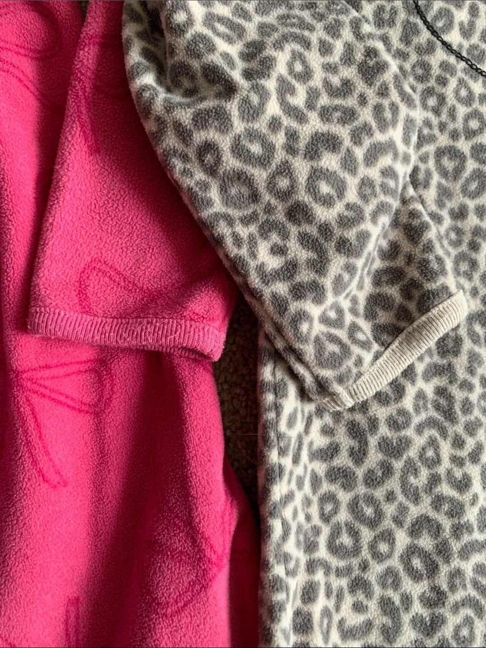 2 night gowns